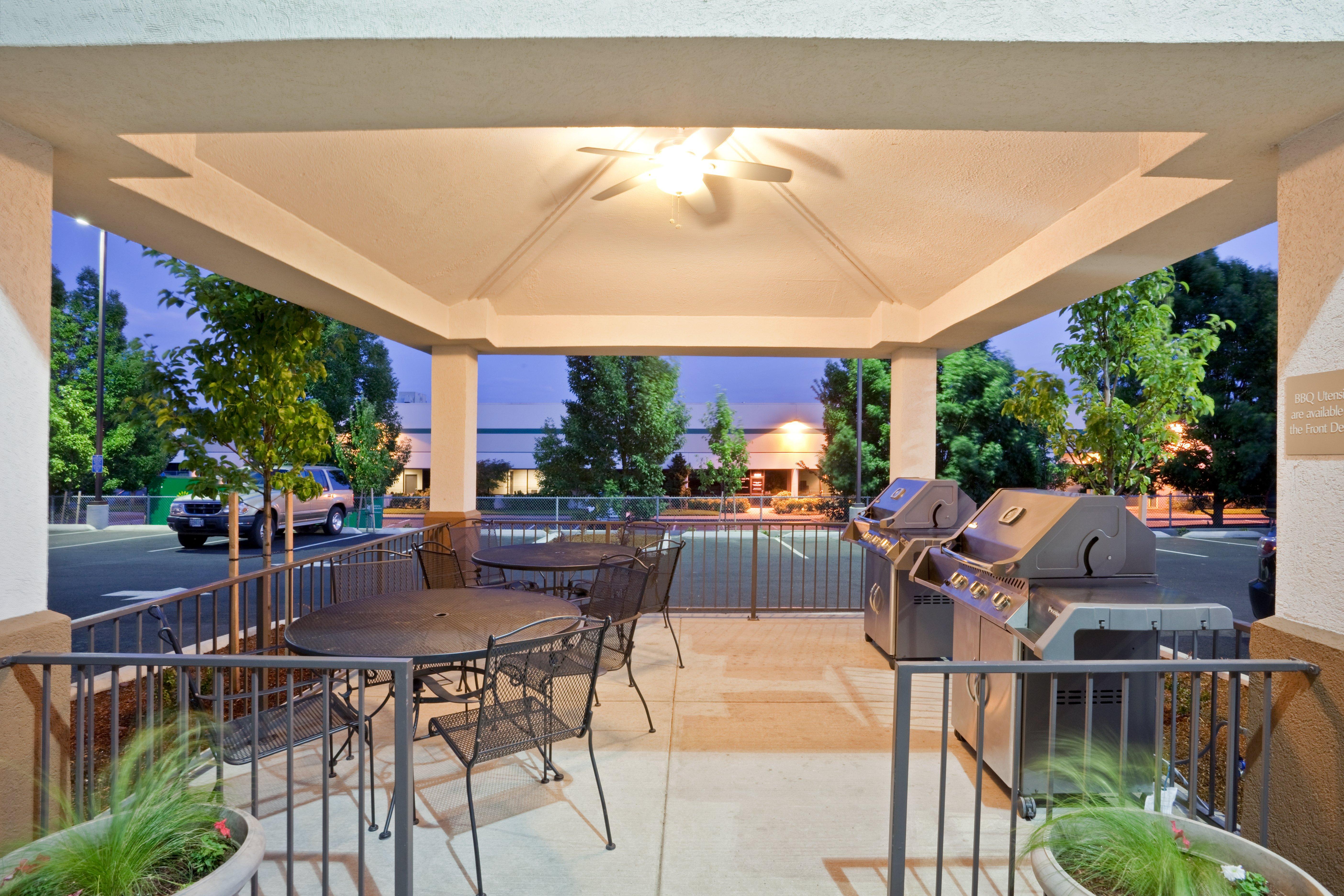 Candlewood Suites Portland Airport By Ihg Εξωτερικό φωτογραφία