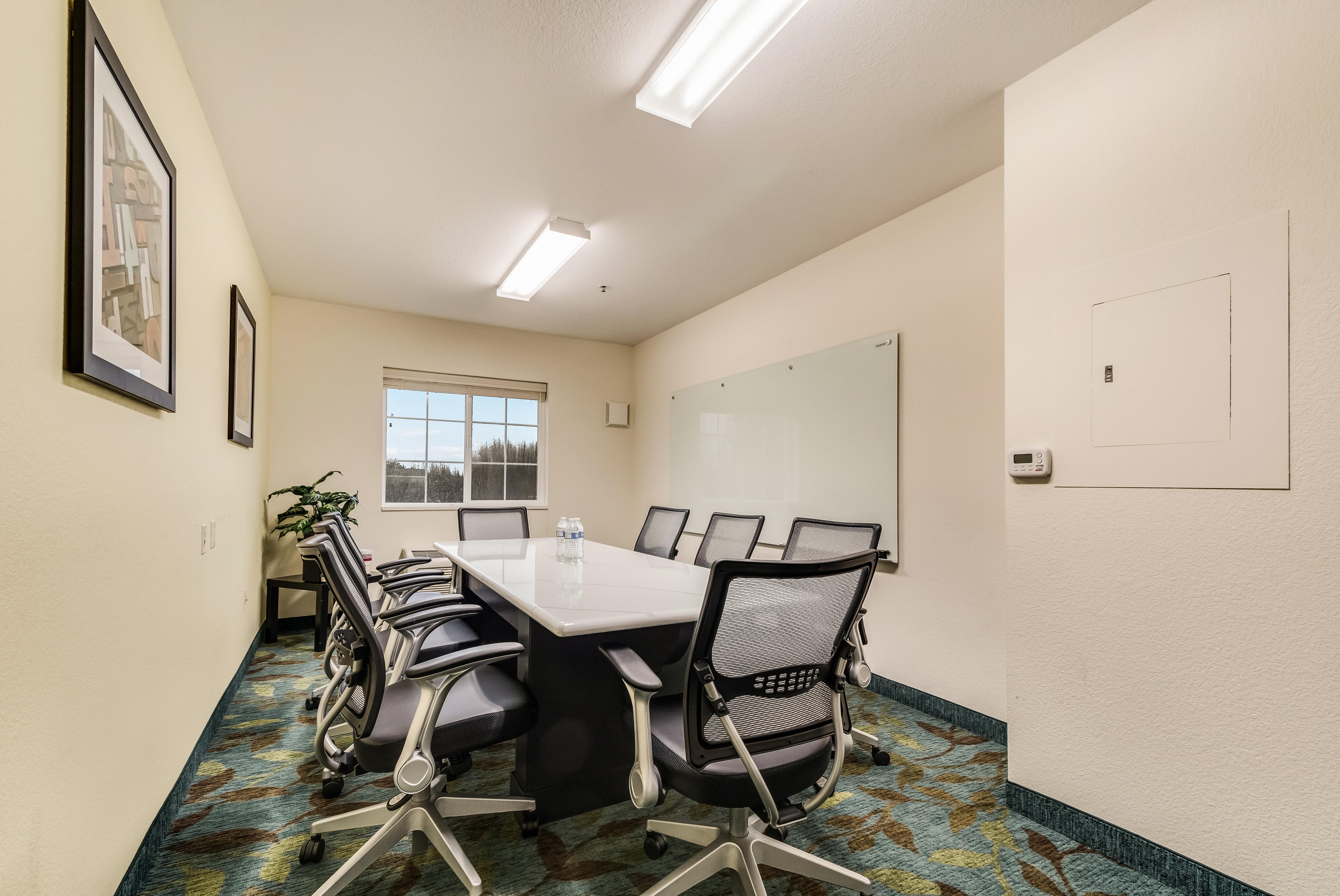 Candlewood Suites Portland Airport By Ihg Εξωτερικό φωτογραφία